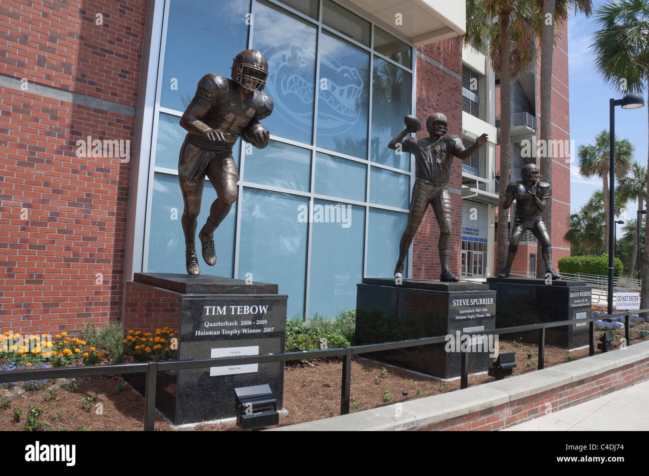 university-of-florida-heisman-trophy-football-winners-statues-tim-C4DJ74.jpg