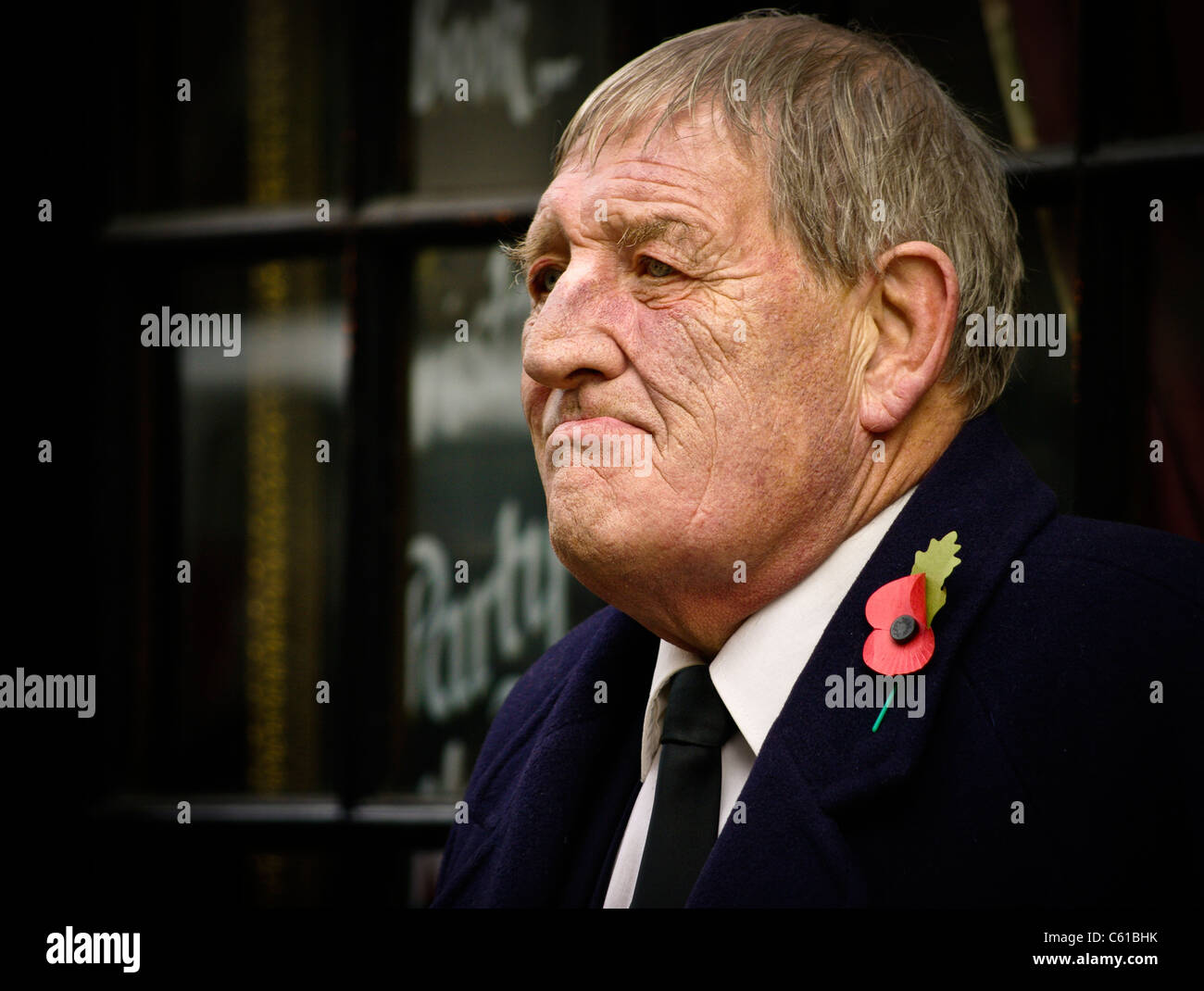an-old-soldier-on-remembrance-sunday-in-
