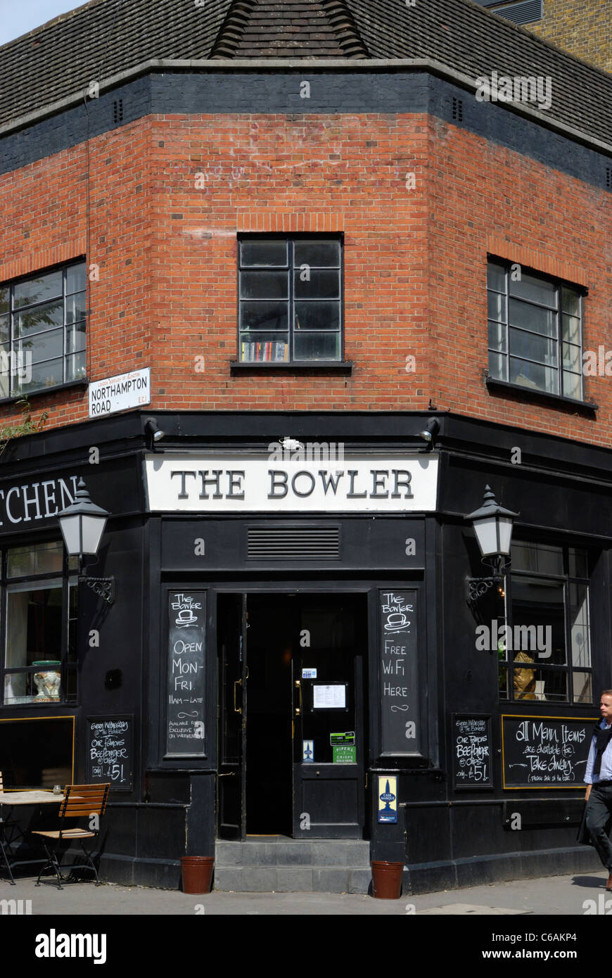 The Bowler Pub And Kitchen In Bowling Green Lane Clerkenwell
