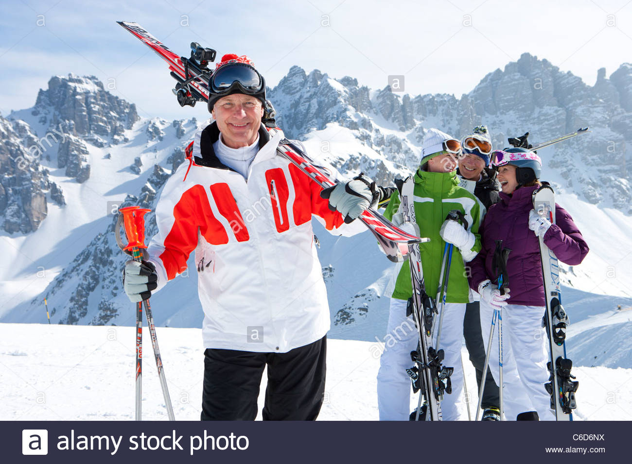 snow-skiing-couples-pictures
