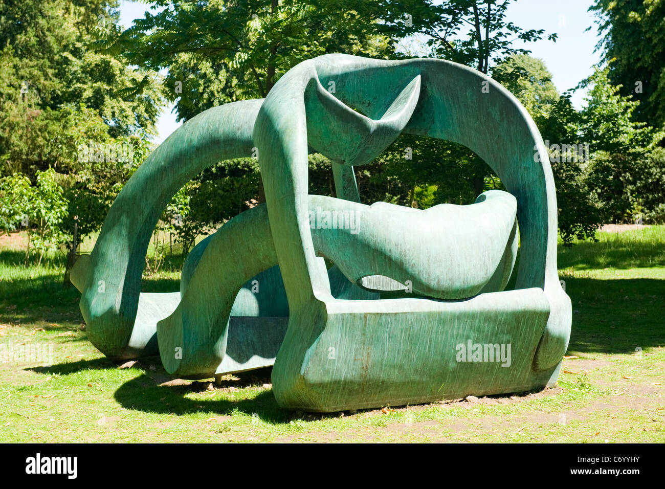 Henry Moore Exhibition Modern Contemporary Sculptures Statues - Henry Moore Exhibition Modern Contemporary Sculptures Statues Westgarden Hatfield House henry moore exhibition modern contemporary sculptures statues - henry moore exhibition modern contemporary sculptures statues westgarden hatfield house