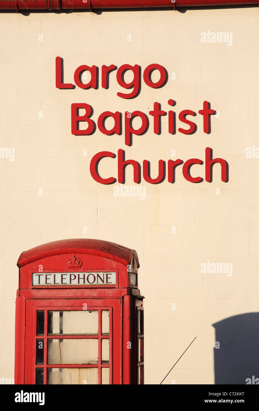 lower-largo-baptist-church-and-red-telep
