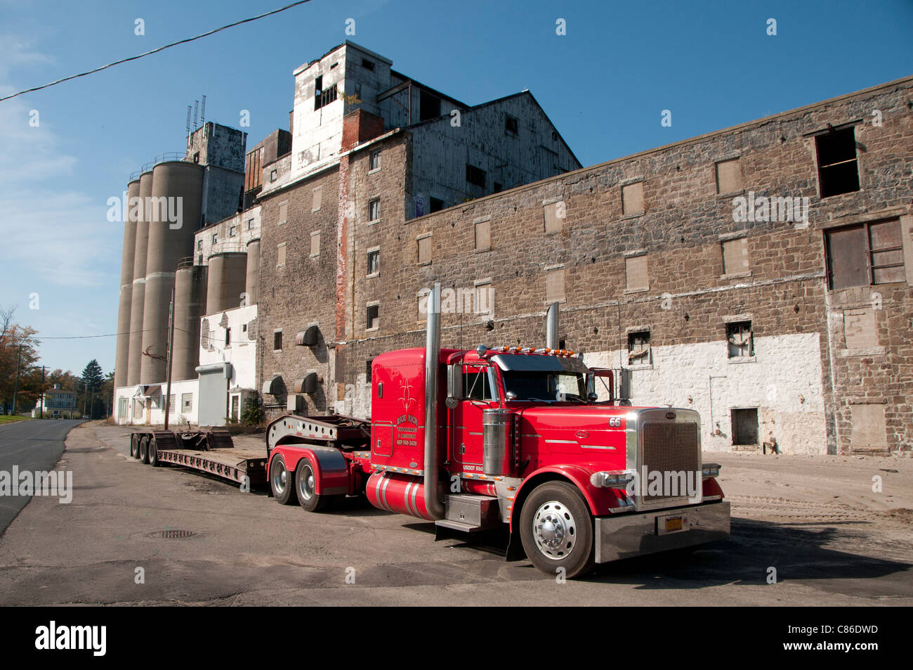 Peterbilt Truck Stock Photo, Royalty Free Image 39480601 Alamy