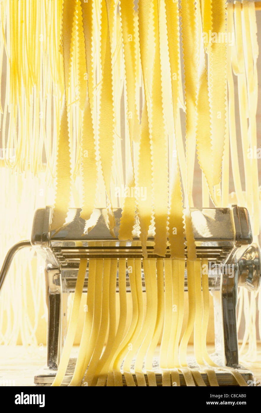 fresh-pasta-C8CAB0.jpg
