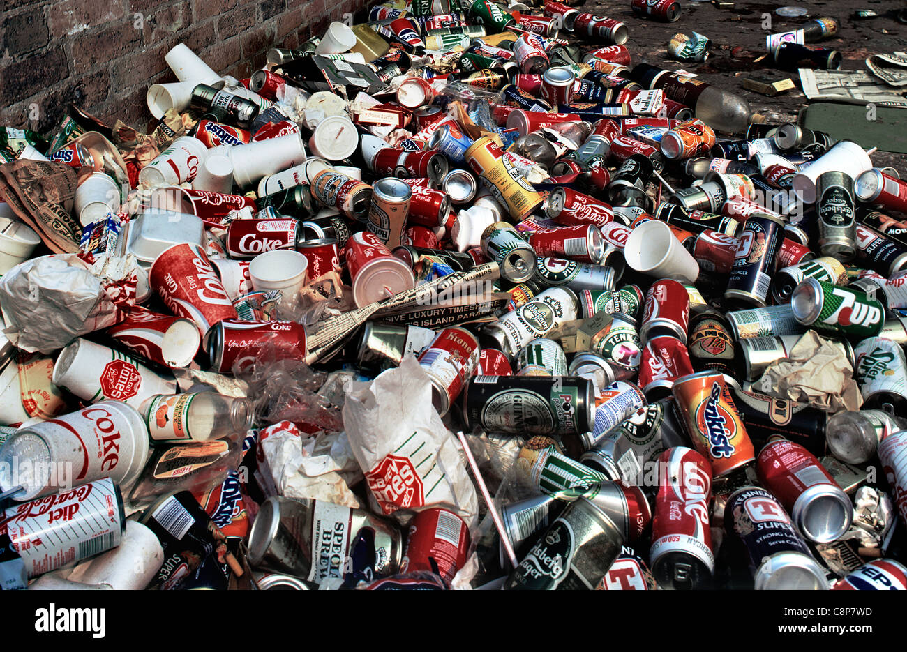"Throwaway society". Litter in London Stock Photo, Royalty Free Image