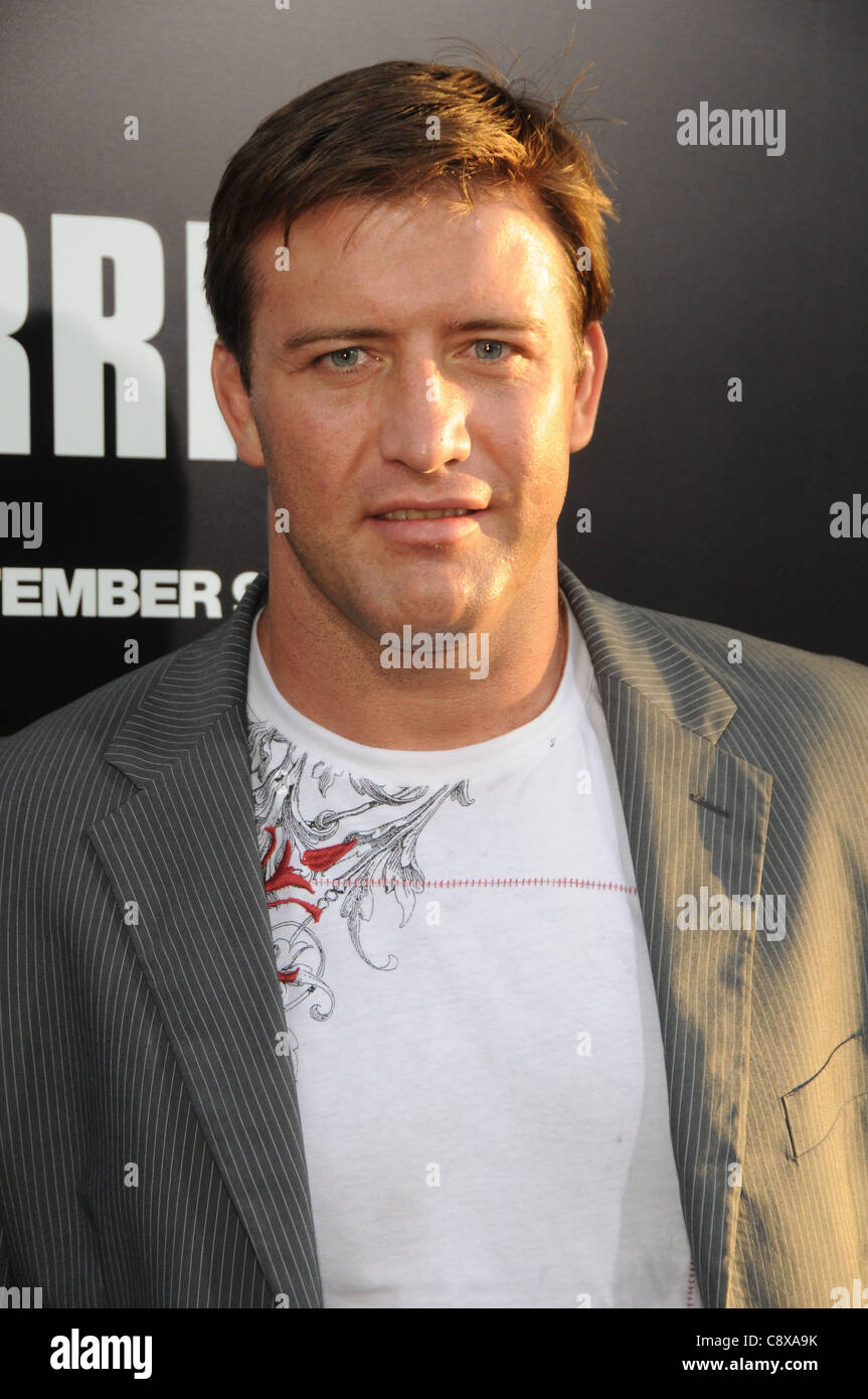Download preview image - stephan-bonner-arrivals-warrior-premiere-arclight-hollywood-theater-C8XA9K