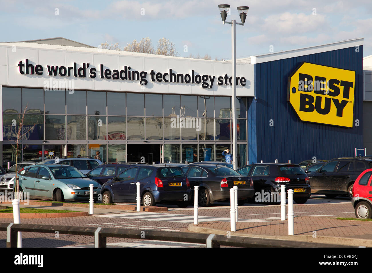 A Best Buy store on a retail park in Nottingham, England, U.K Stock Photo, Royalty Free Image ...