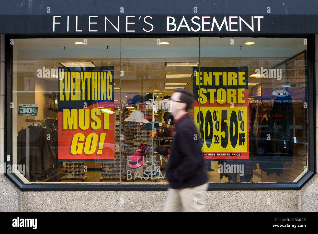 A Filenes Basement Store Going Out Of Business Sale Stock Photo
