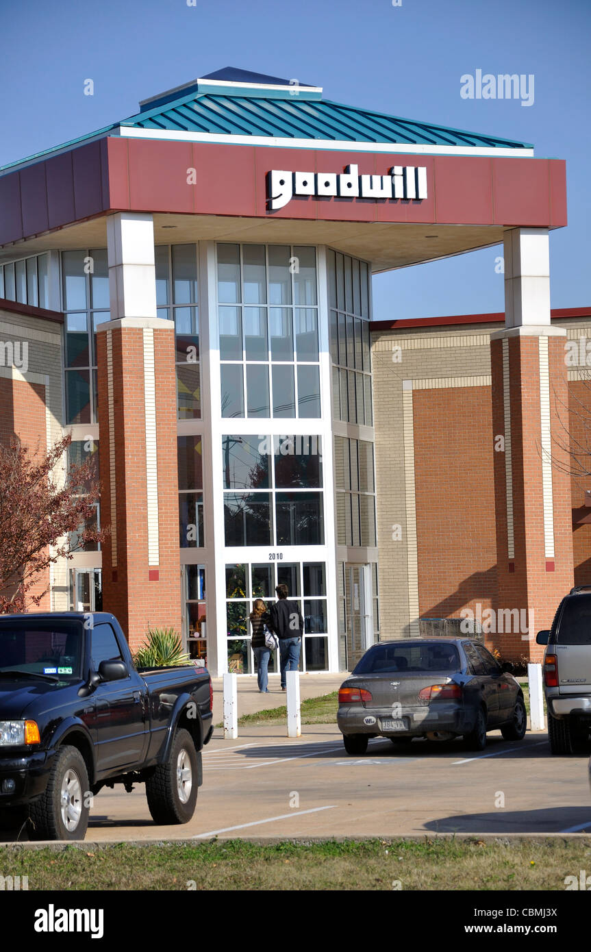 Goodwill charity store, USA Stock Photo, Royalty Free Image 41635214