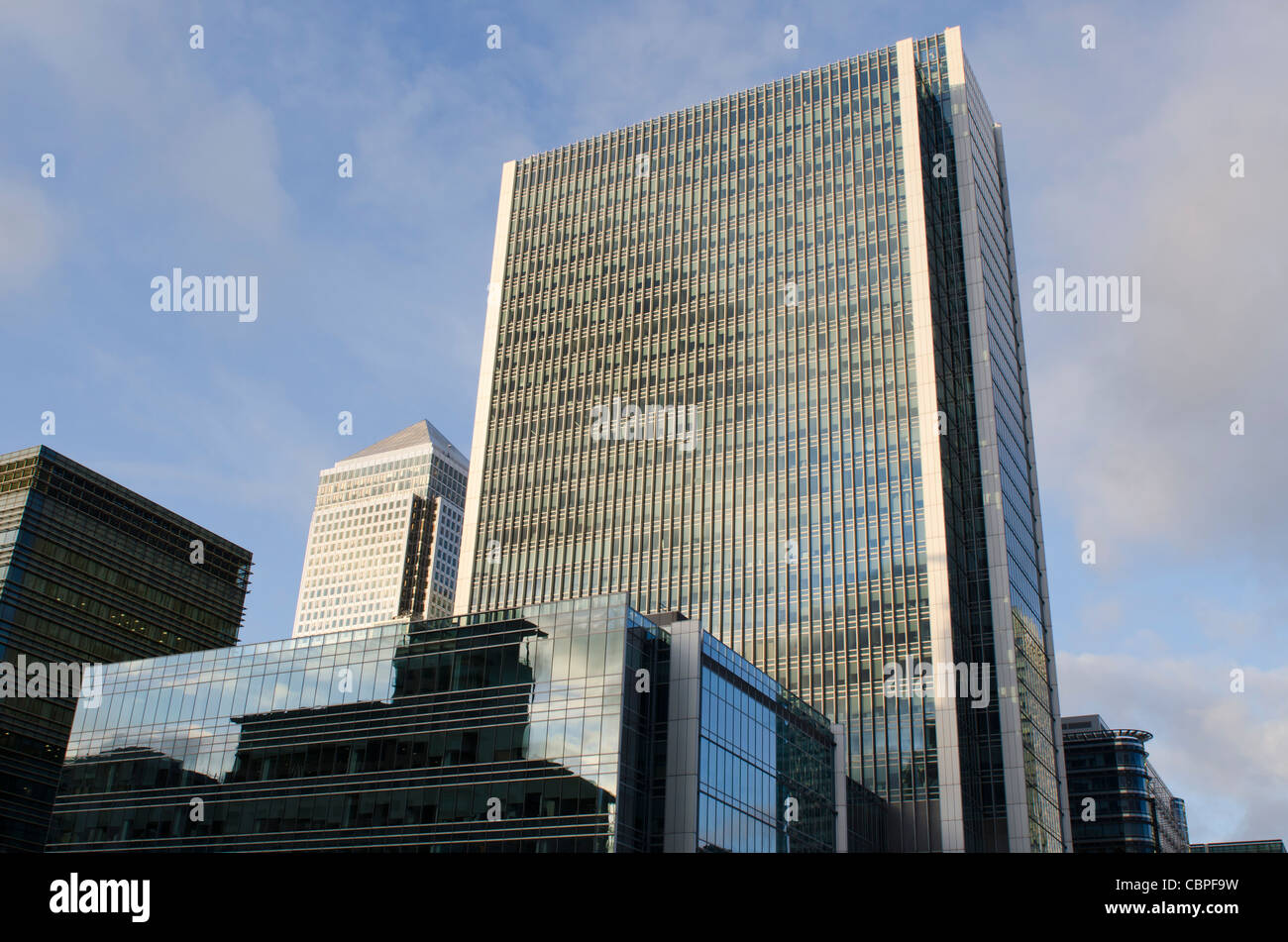 10 Upper Bank Street 