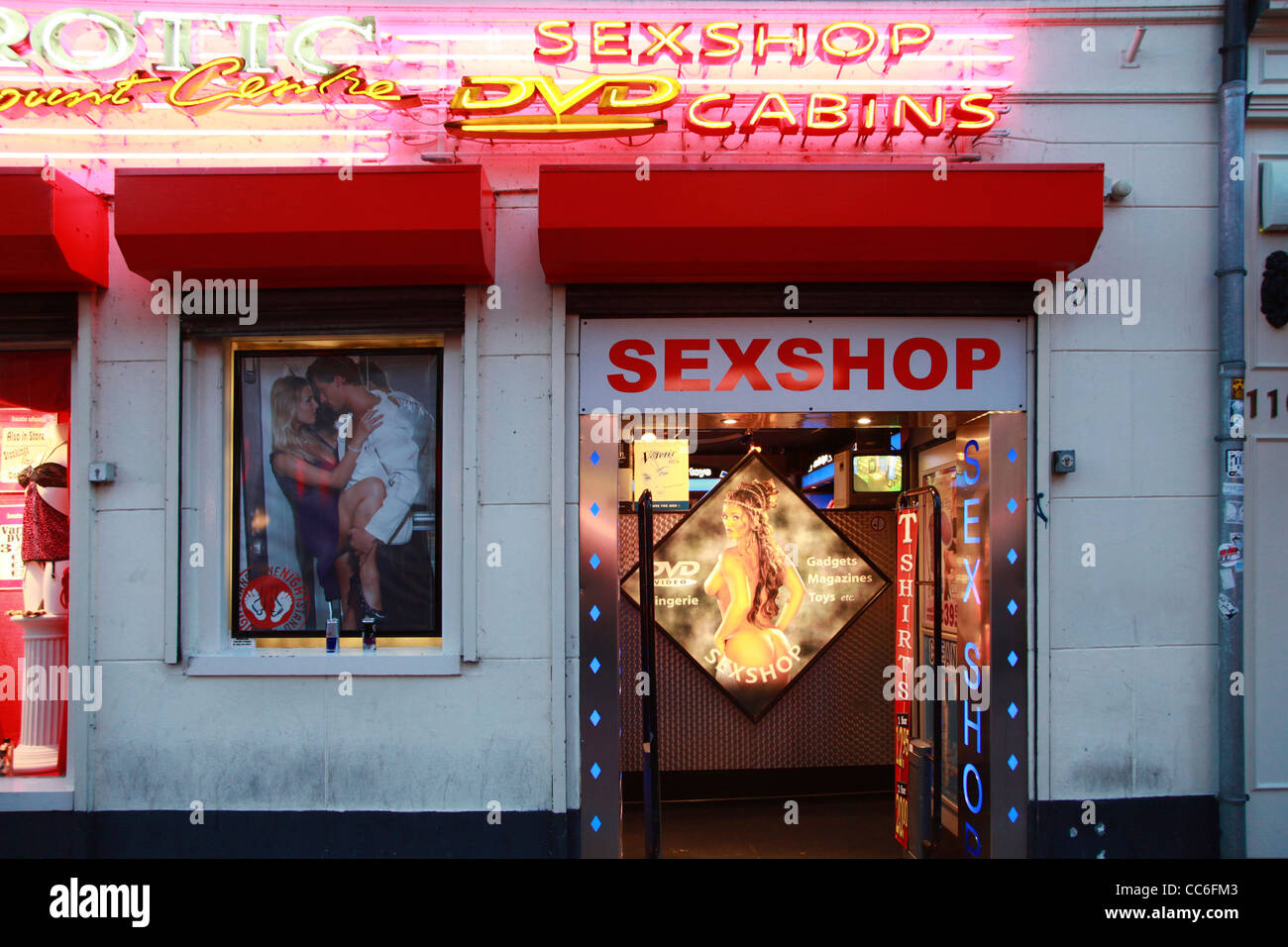 Sex Store 43