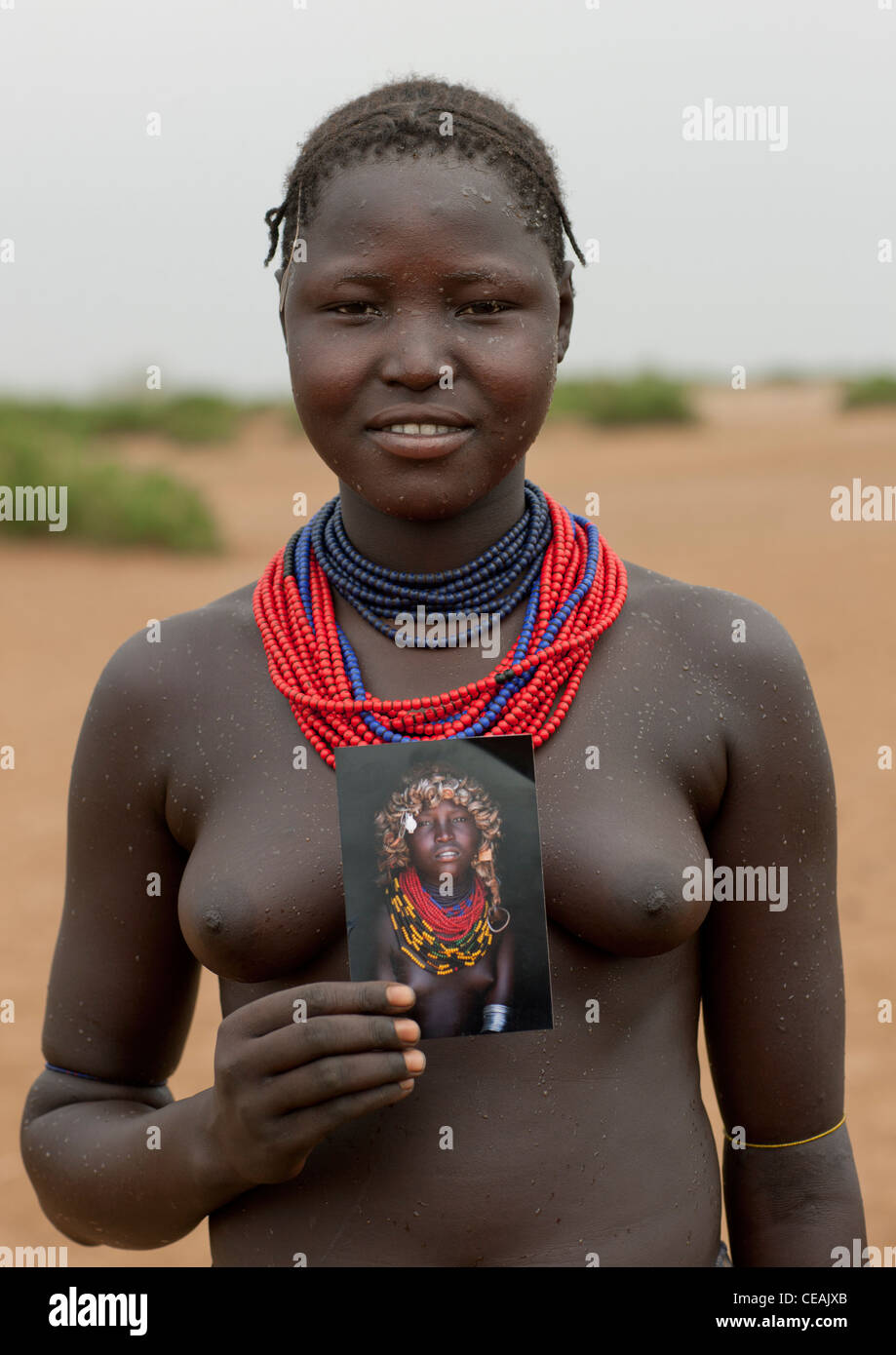 Gambia Nude Boobs Pics 112