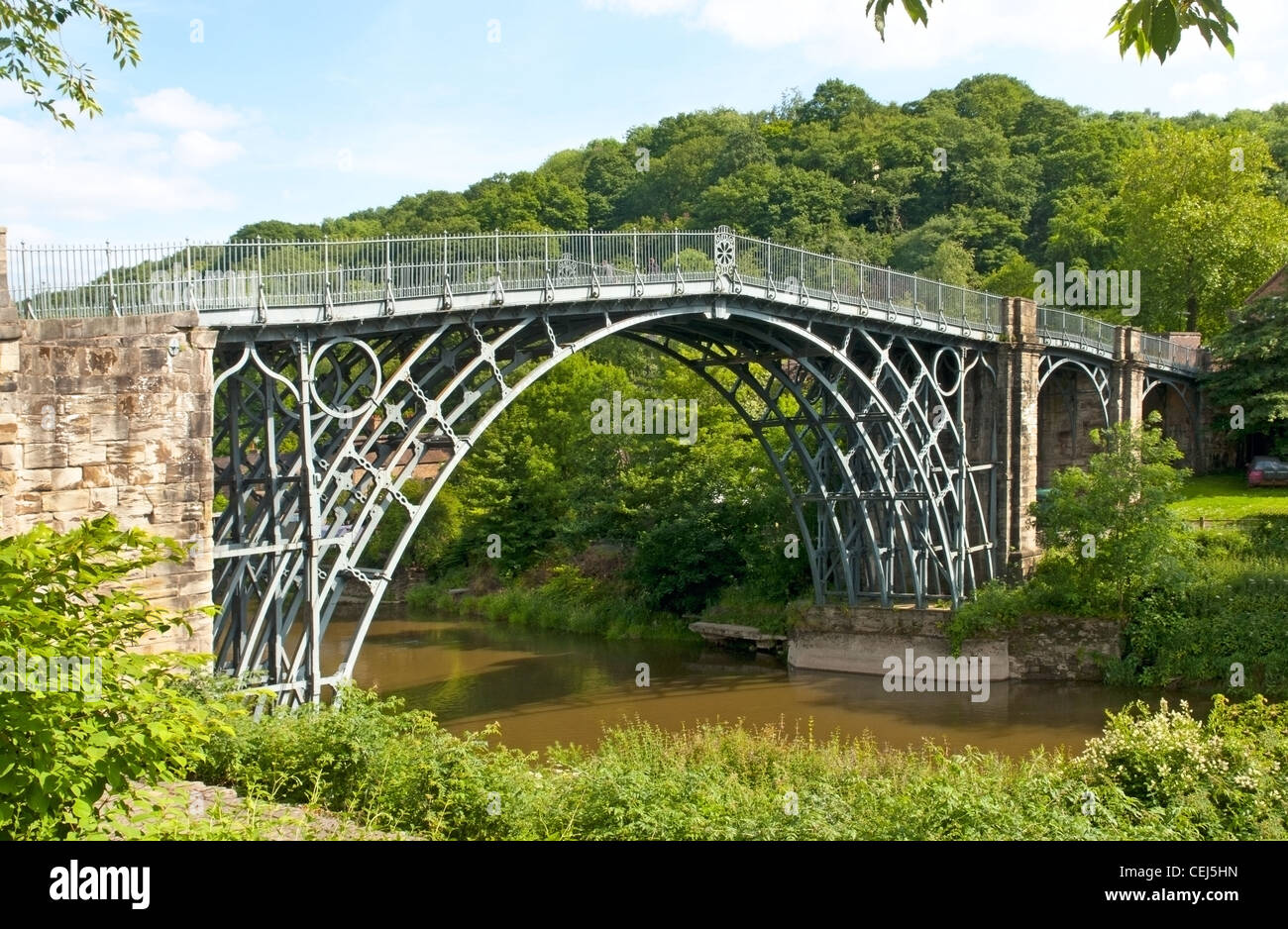 The world's first cast iron bridge, cast in Coalbrookdale in 1779 Stock Photo, Royalty Free