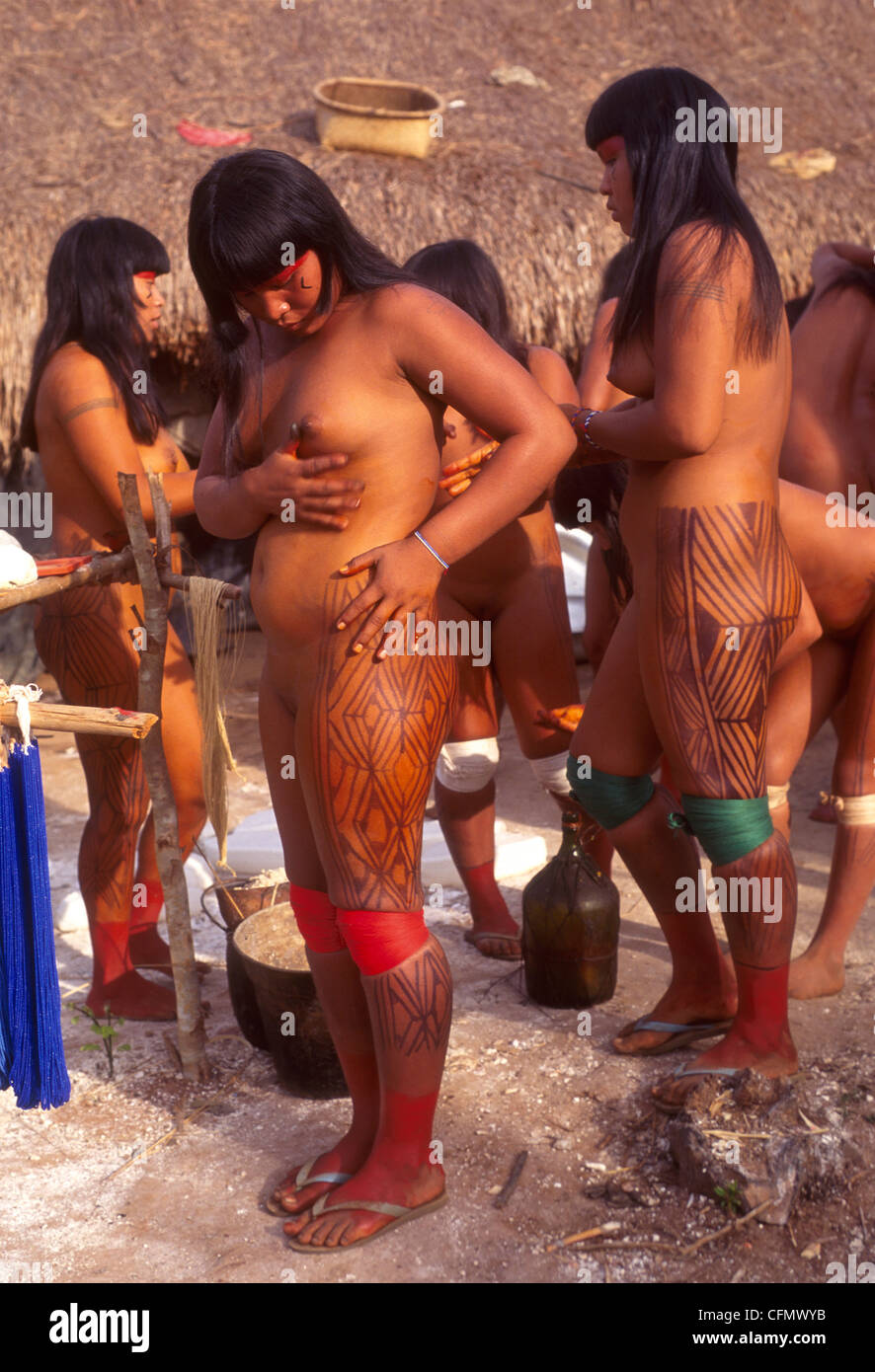 Jungle amazon sexually dominates man nudes streaming