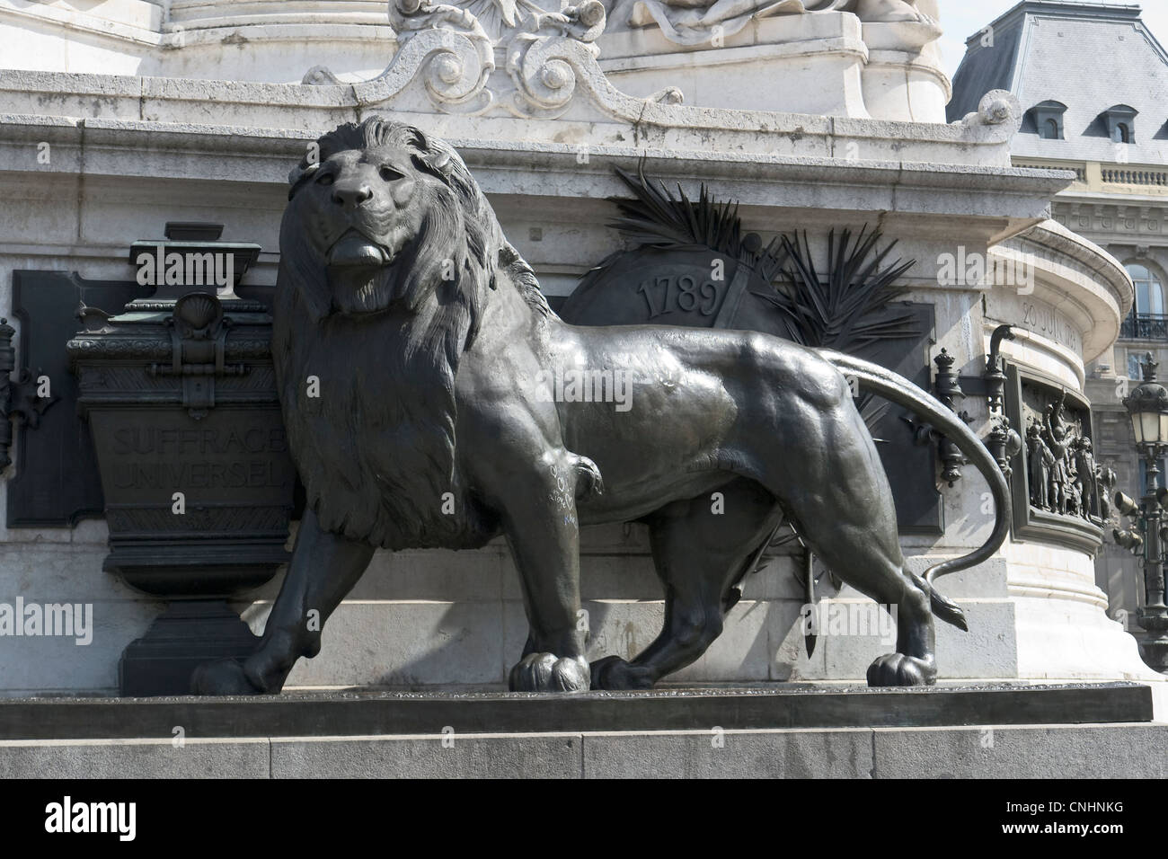 Bronze lion sculpture, Paris [...] Stock Photo, Royalty Free Image