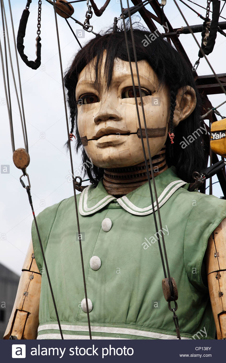 [Little Girl Giant], huge wooden puppet by "Royal de Luxe" in Stock