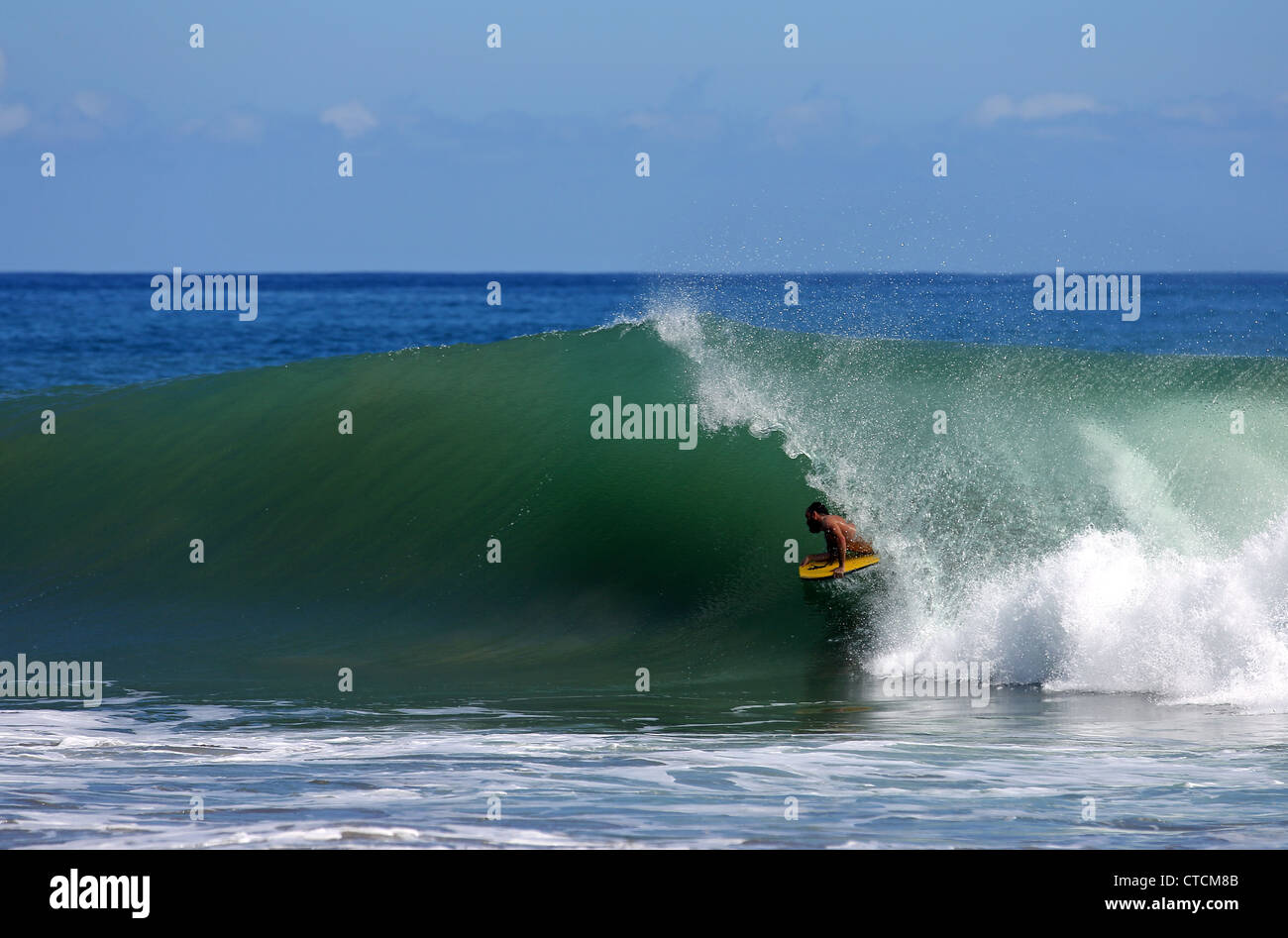 Hollow Wave Stock Photos Hollow Wave Stock Images Alamy Hollow Wave Stock Photos Hollow Wave Stock Images Alamy