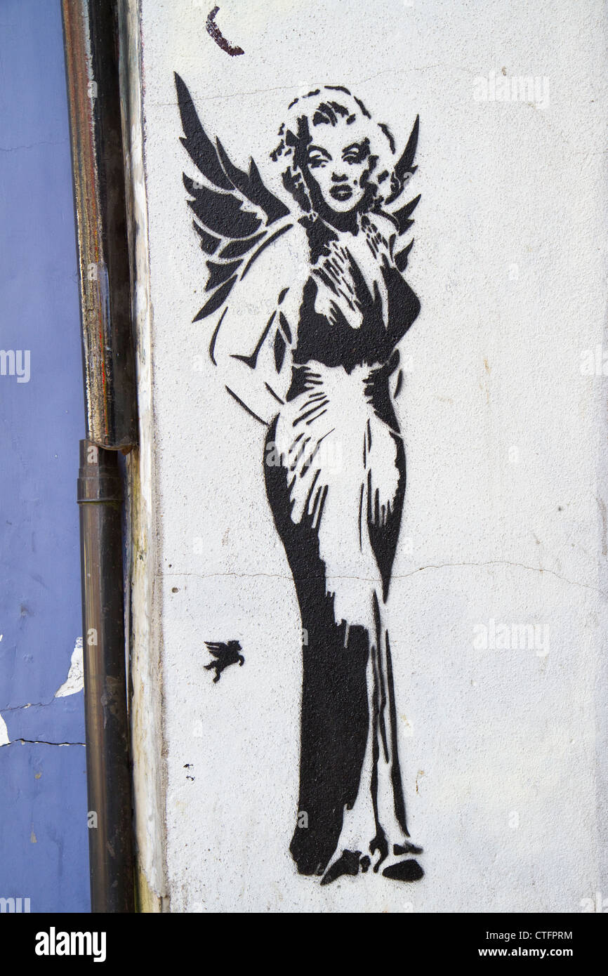 Spray paint stencil by graffiti artist Pegasus in Islington, London