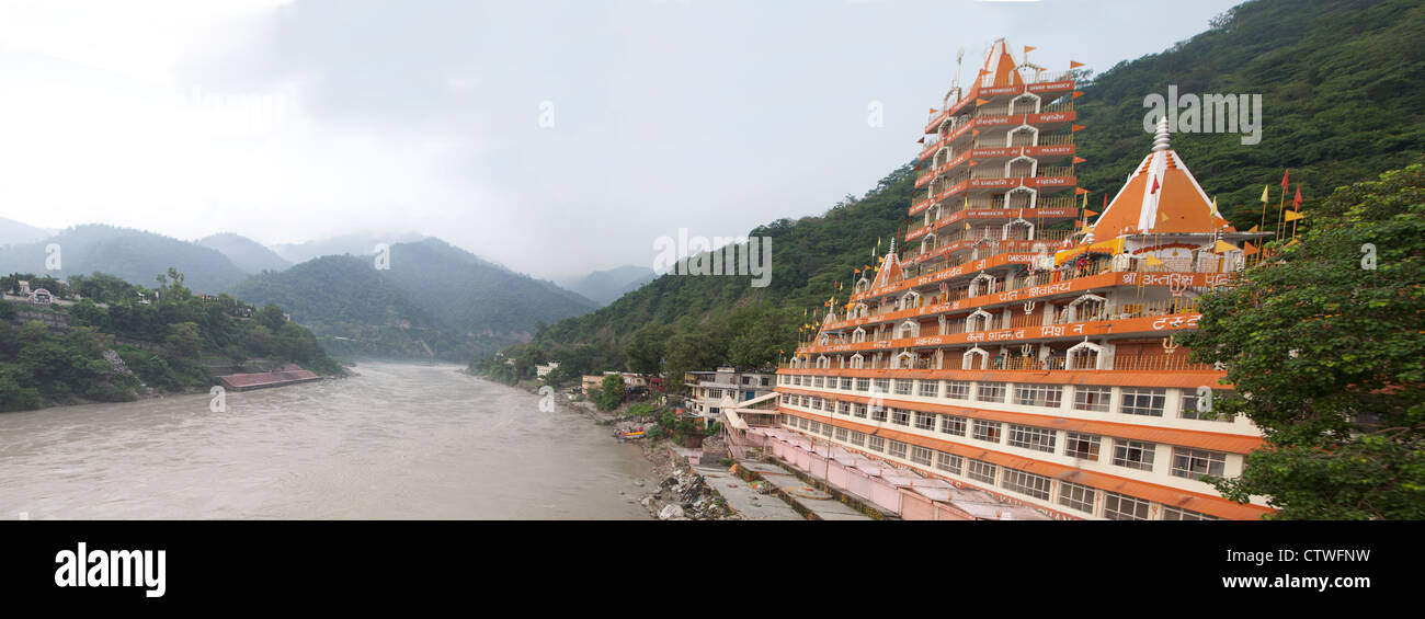 Why is the Ganges river sacred to Hindus?