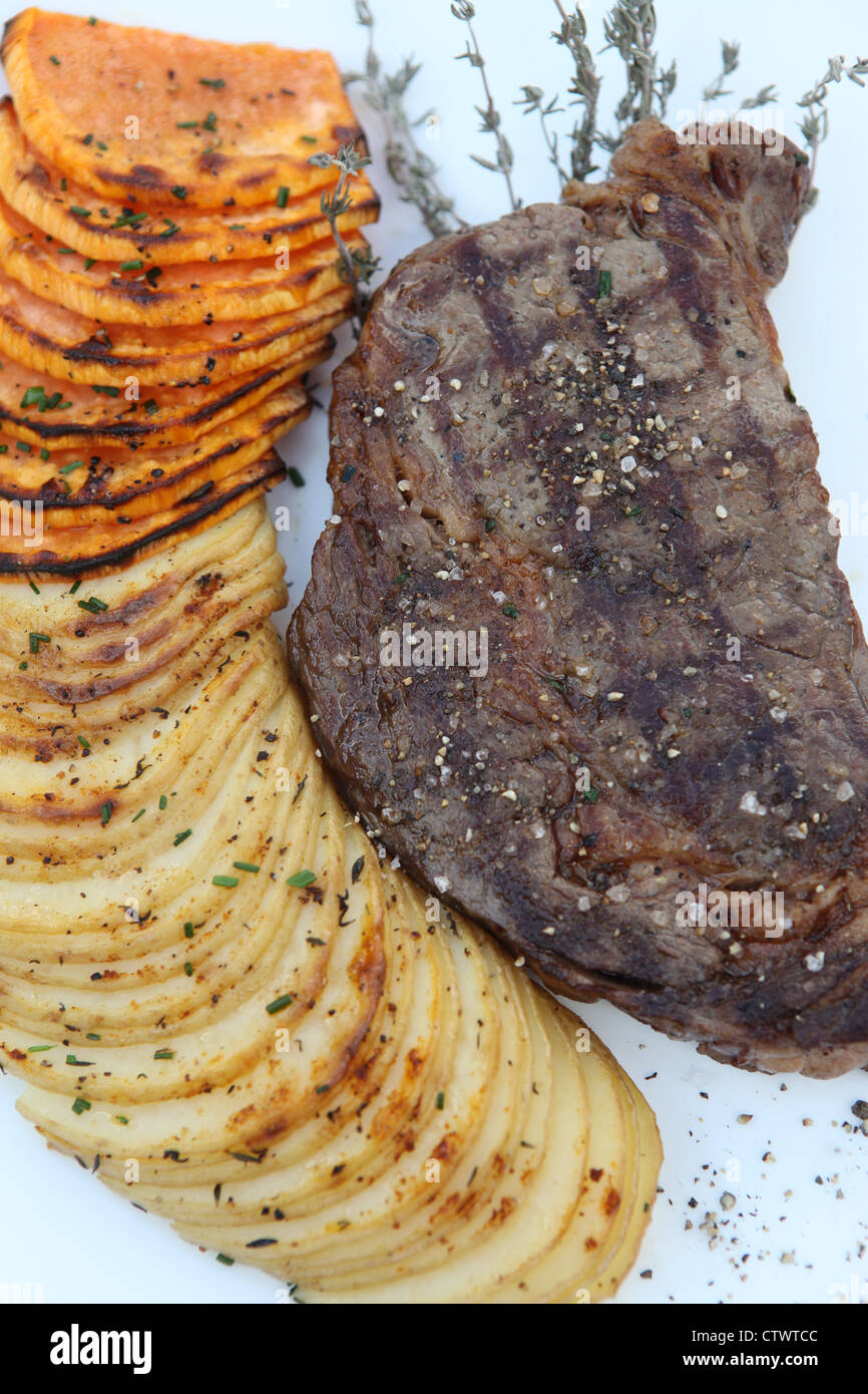 Char Grilled Fillet Beefsteak With Grilled Potato Stock Photo Alamy