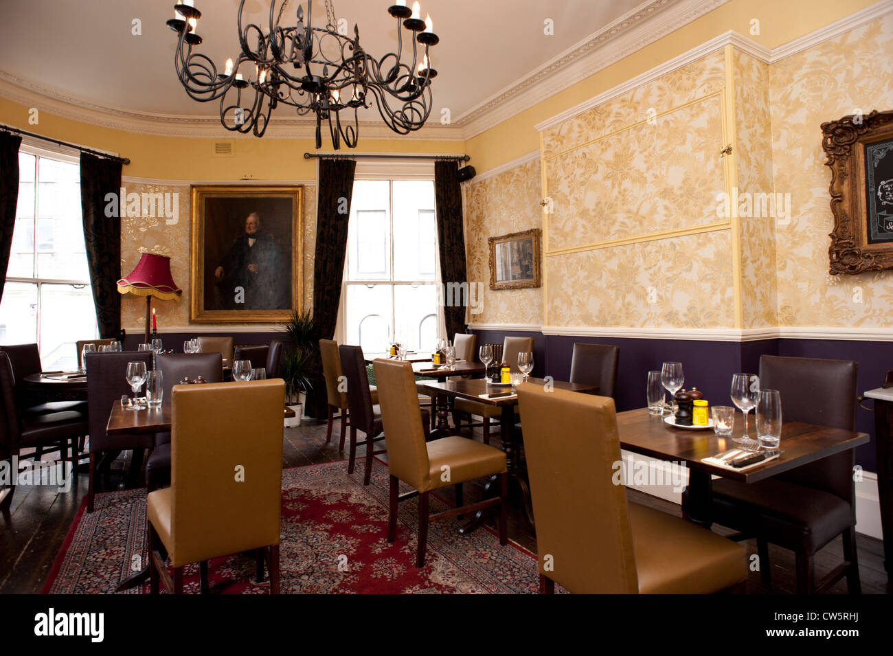 Old Pub\'s refurbished dining room ready for a private function ... Old Pub\'s refurbished dining room ready for a private function ...