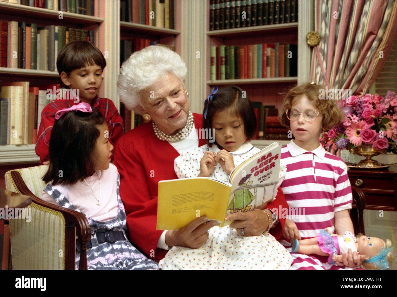 first-lady-barbara-bush-reads-to-children-in-the-white-house-library-CWATHT.jpg