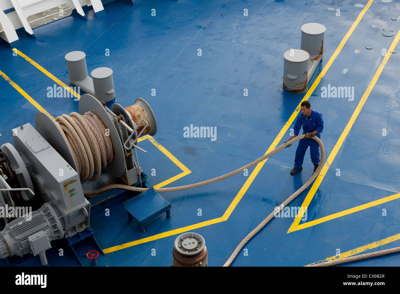 deck hand ship pulling uk mooring line rope hauser Stock Photo, Royalty Free Image 50410495 Alamy