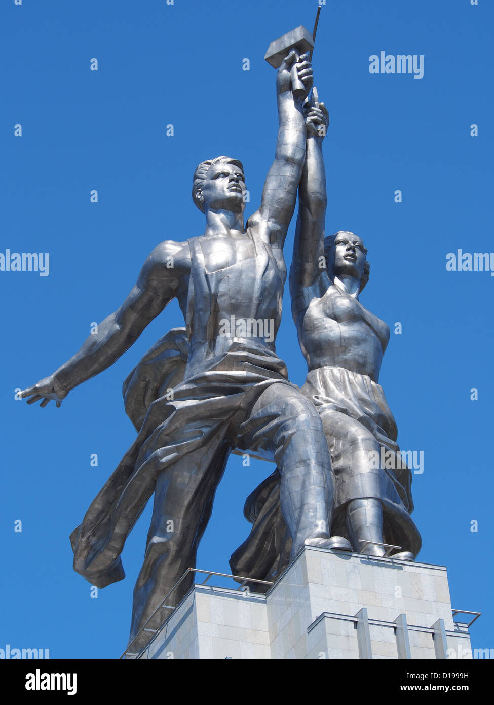 Sculpture Worker And Kolkhoz Woman In Moscow Russia Stock Photo Alamy