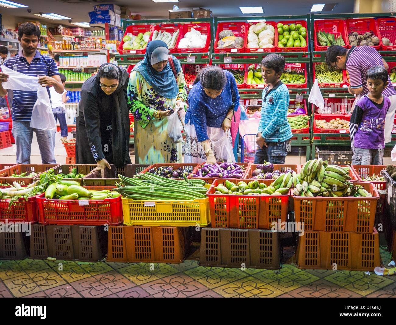 Dec. 19, 2012 Kuala Lumpur, Malaysia People shop for fresh Stock