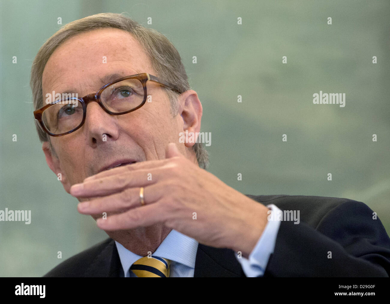 Download preview image - mayor-of-heilbronn-helmut-himmelsbach-takes-part-in-a-press-conference-D29G0F