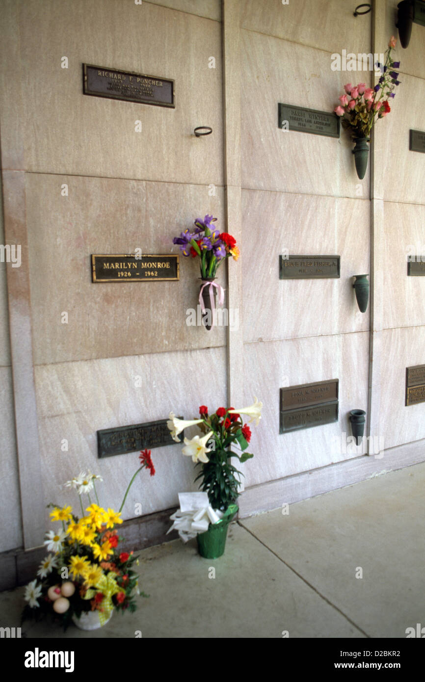 California, Westwood Memorial Park. Grave Of Marilyn Monroe Stock Photo