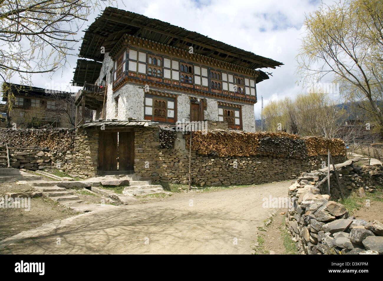 Images of bhutanese houses Images of bhutanese houses