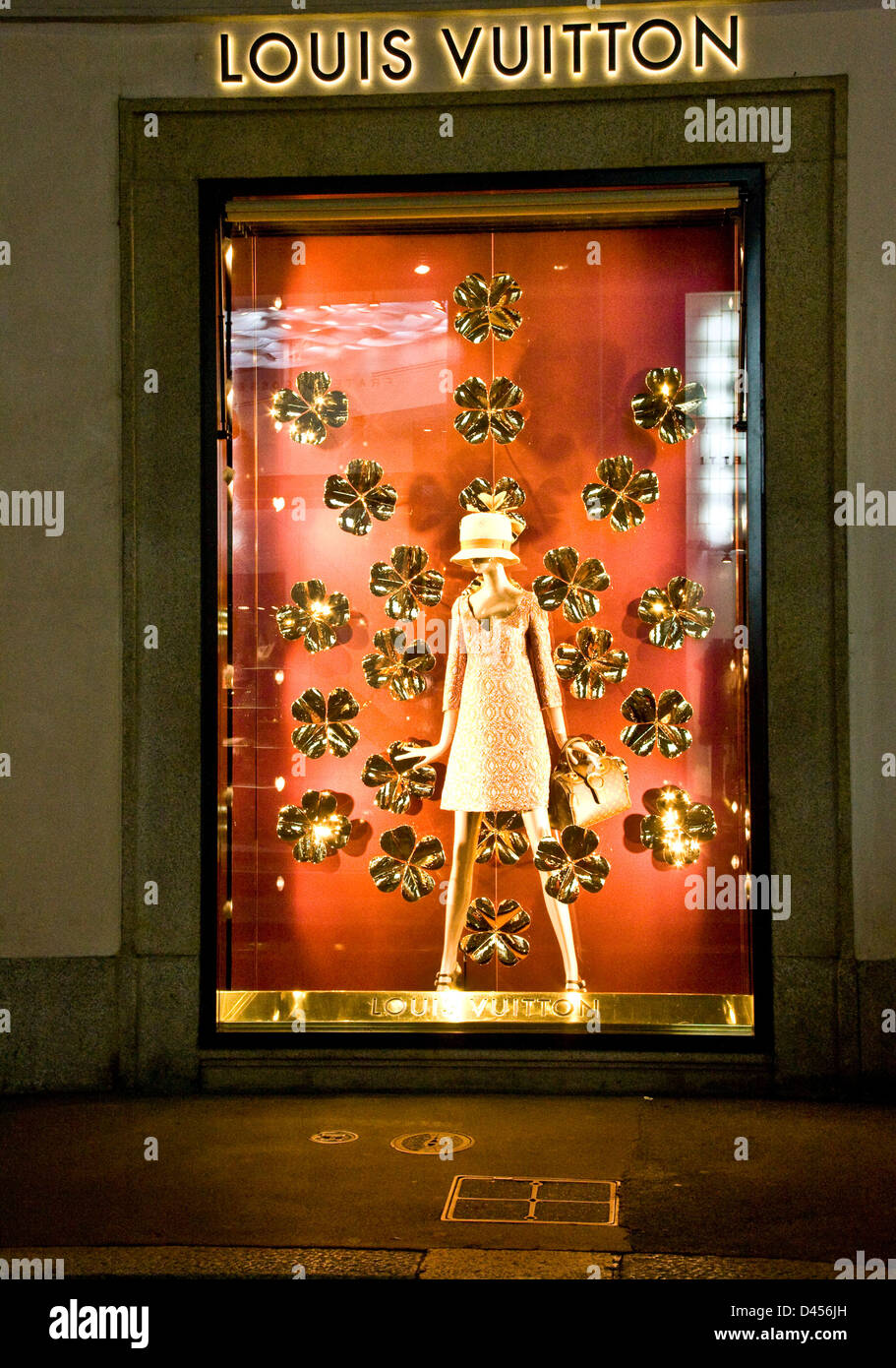 Womens designer luxury fashion illuminated window display Louis Stock Photo, Royalty Free Image ...