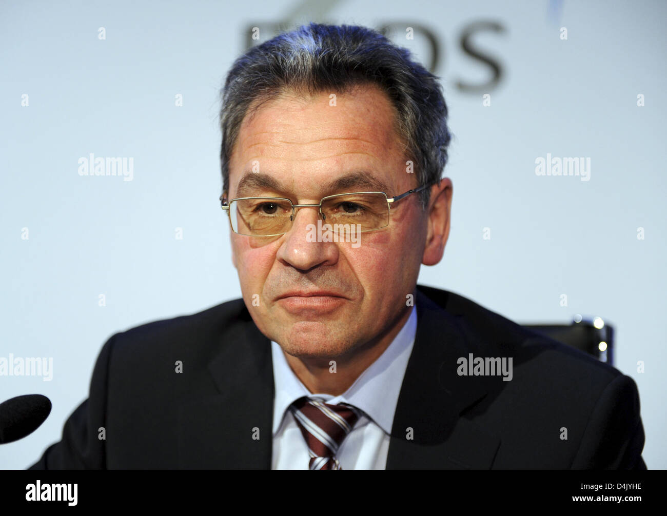 EADS CFO Hans <b>Peter Ring</b> attends the group?s balance press conference in ... - eads-cfo-hans-peter-ring-attends-the-groups-balance-press-conference-D4JYHE