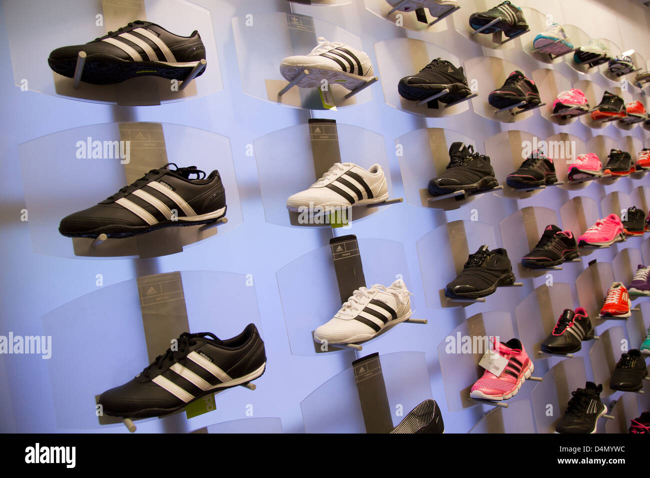 adidas shoe store