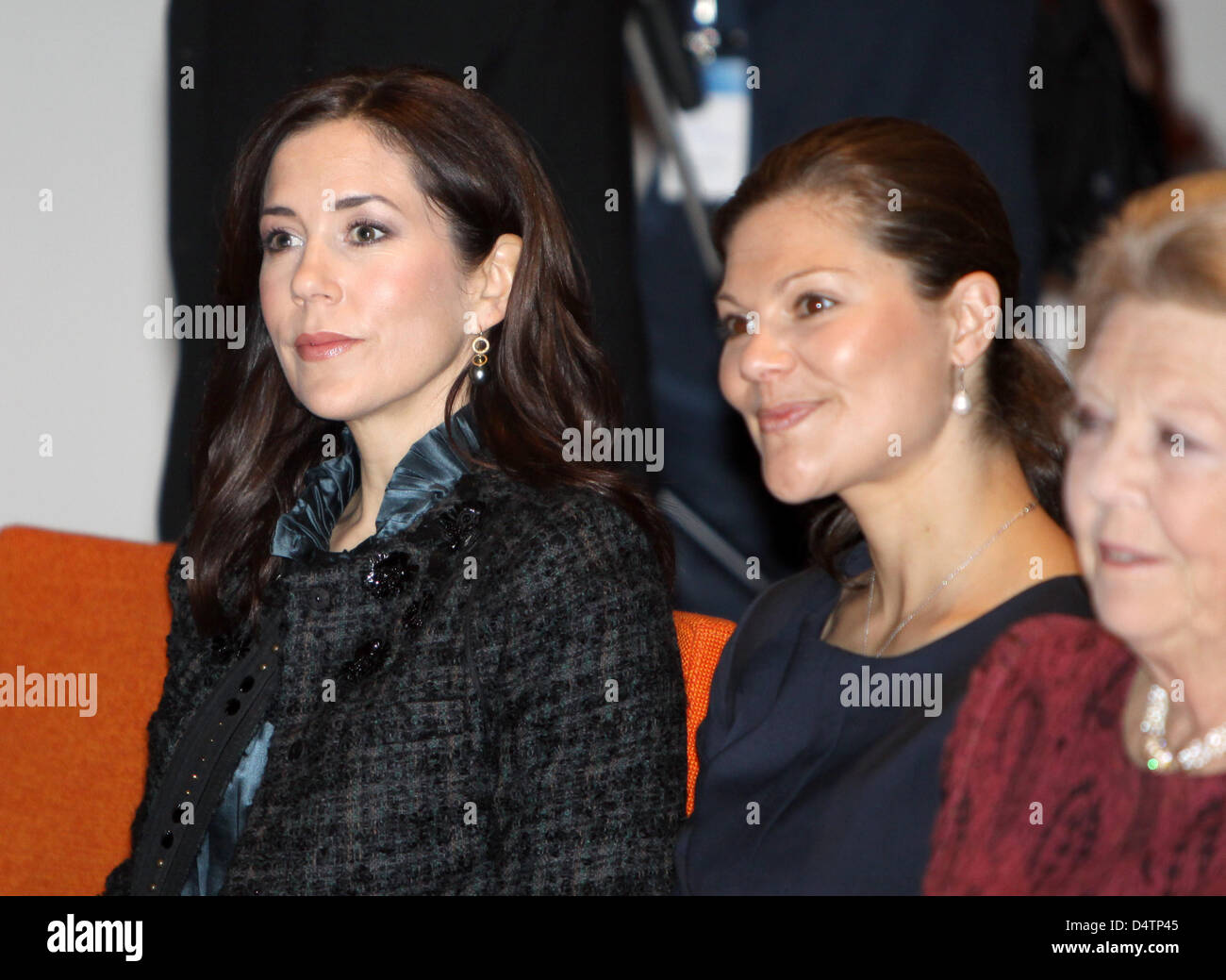 l-r-princess-mary-of-denmark-crown-princess-victoria-of-sweden-and-D4TP45.jpg