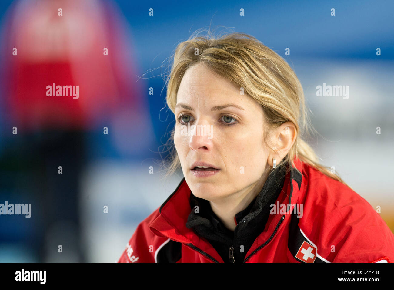 Low-Res abspeichern - silvana-tirinzoni-sui-march-20-2013-curling-world-womens-curling-championship-D4YPTB