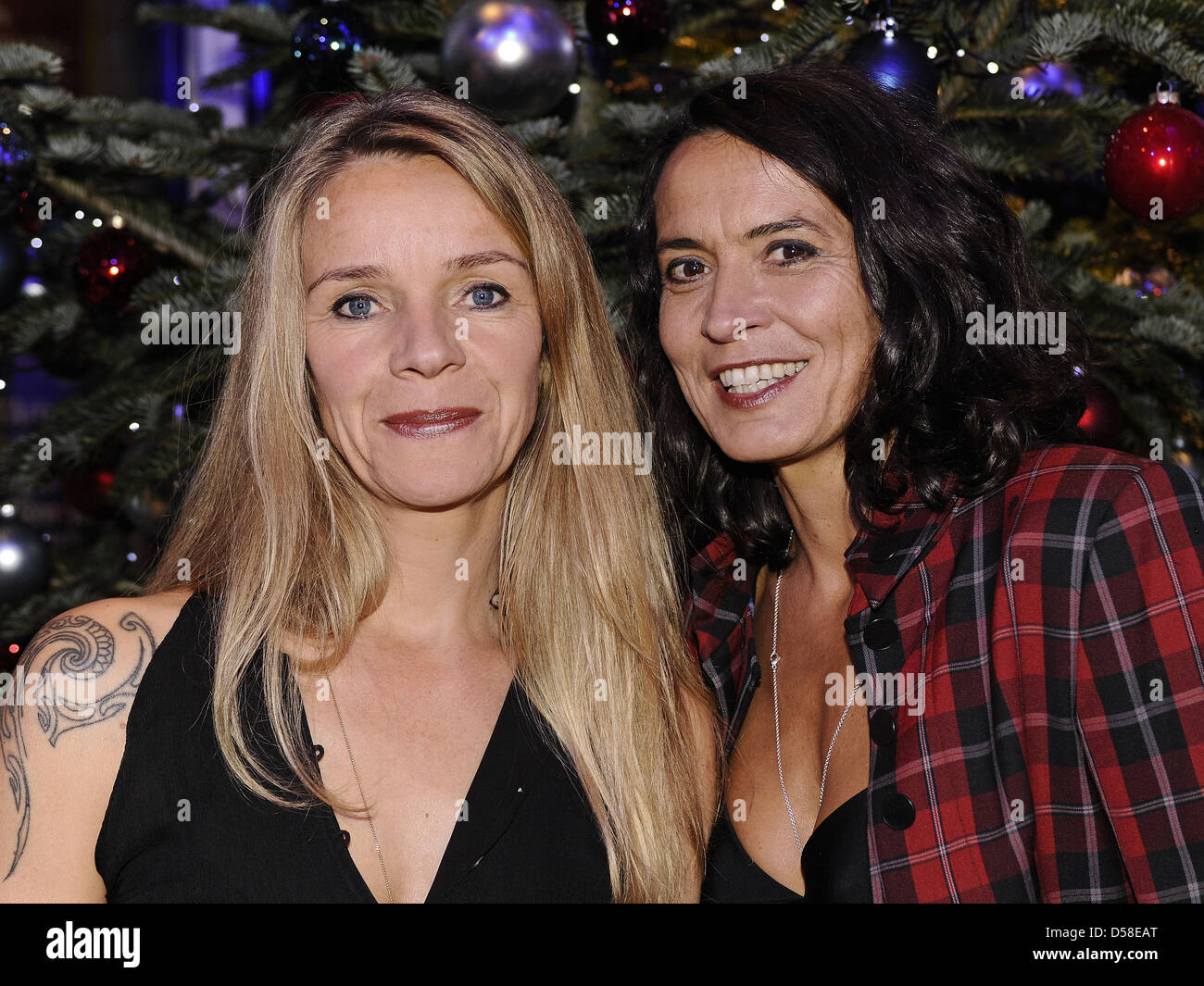 Katharina Schnitzler and Ulrike Folkerts at the opening of the Stock