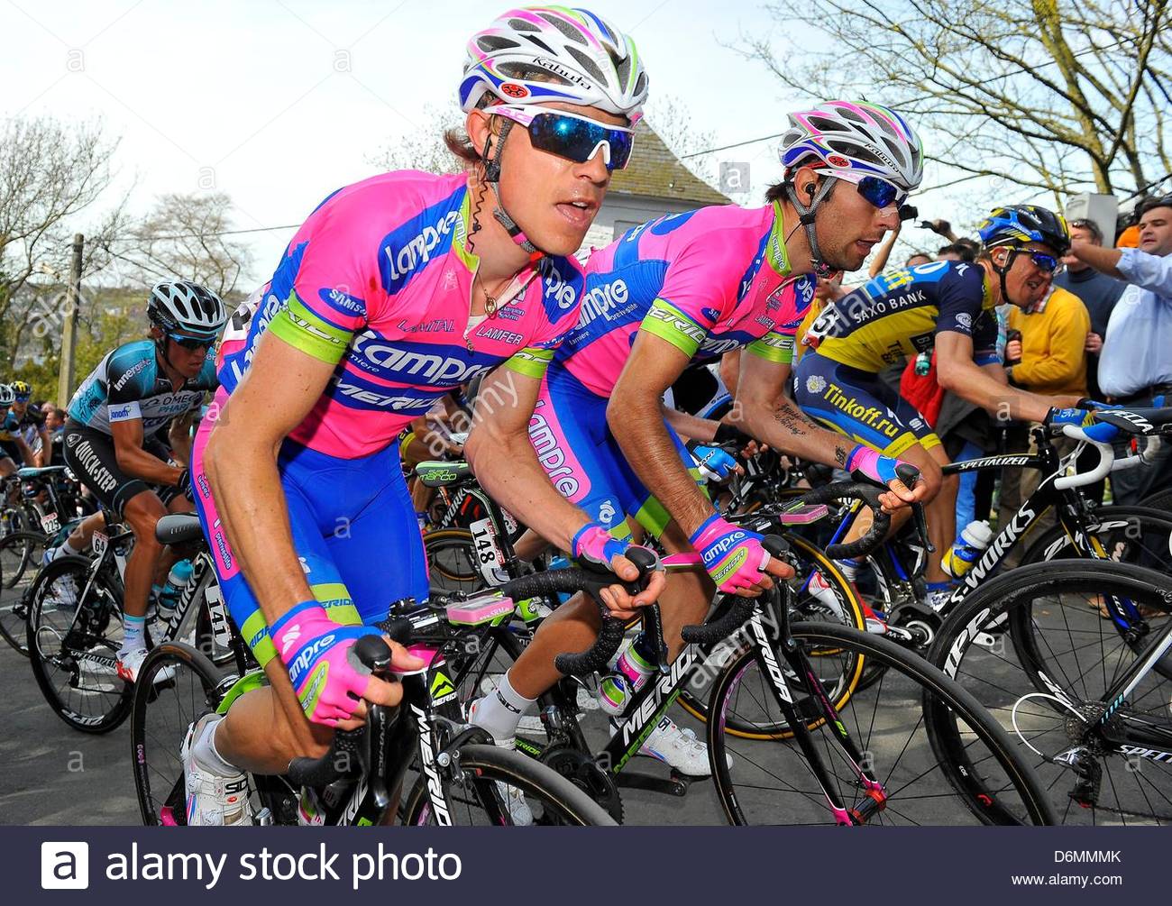 epa03665845-lampre-merida-team-rider-damiano-cunego-l-of-italy-in-D6MMMK.jpg