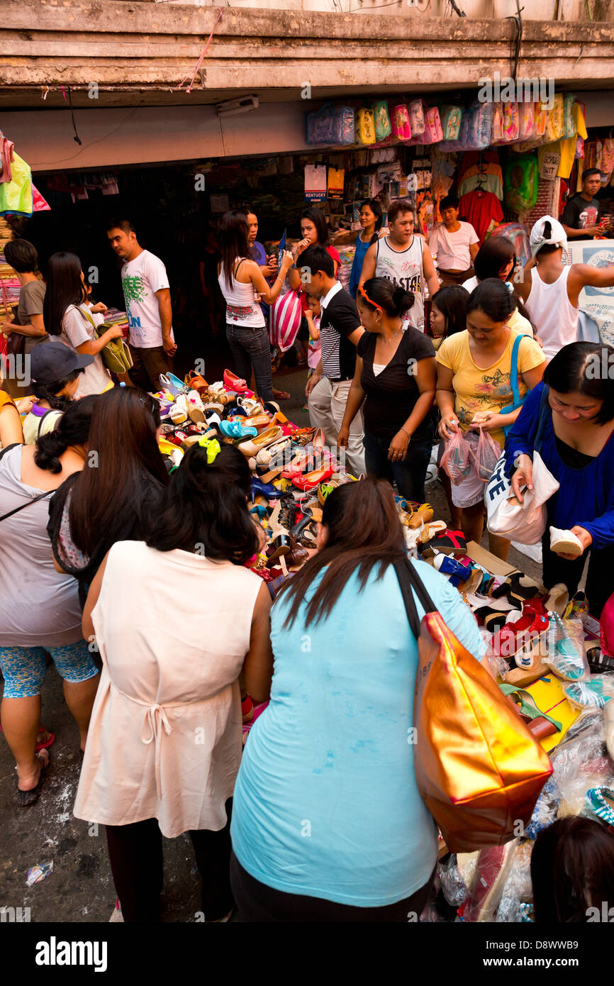 Divisoria in manila philippines stock photos & divisoria in manila ... Mobile divisoria