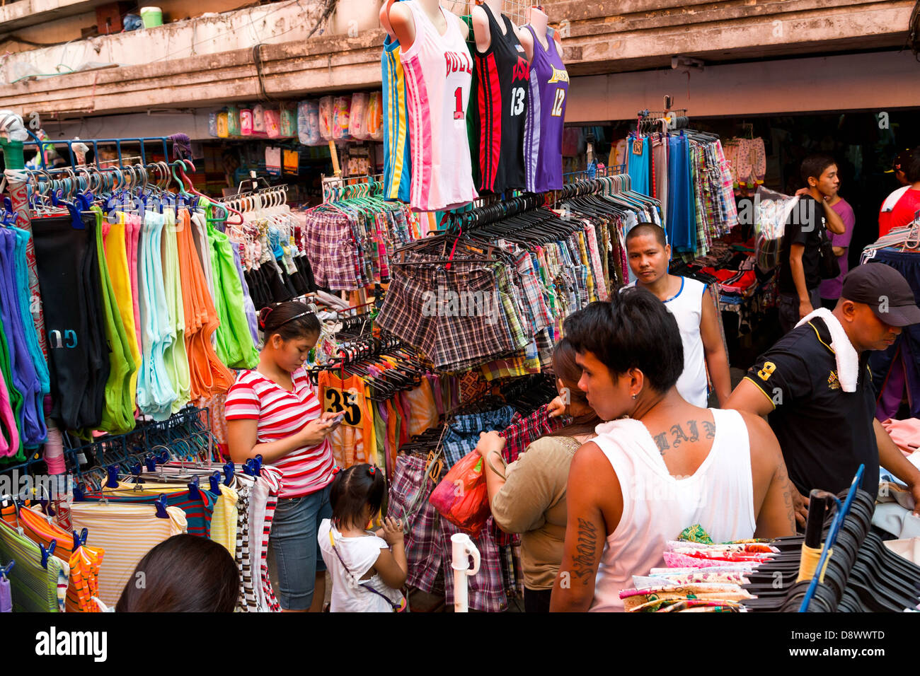 Divisoria in manila philippines stock photos & divisoria in manila ... Mobile divisoria