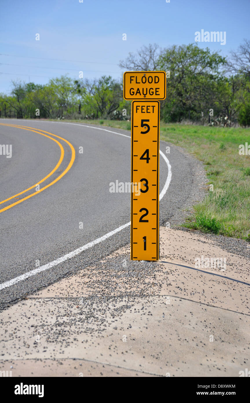Flood gauge Stock Photo 57139256 Alamy