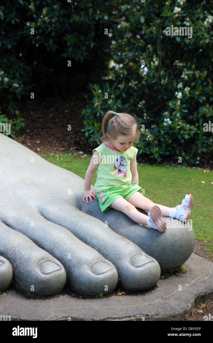 foot-sculpture-at-bellahouston-park-in-g