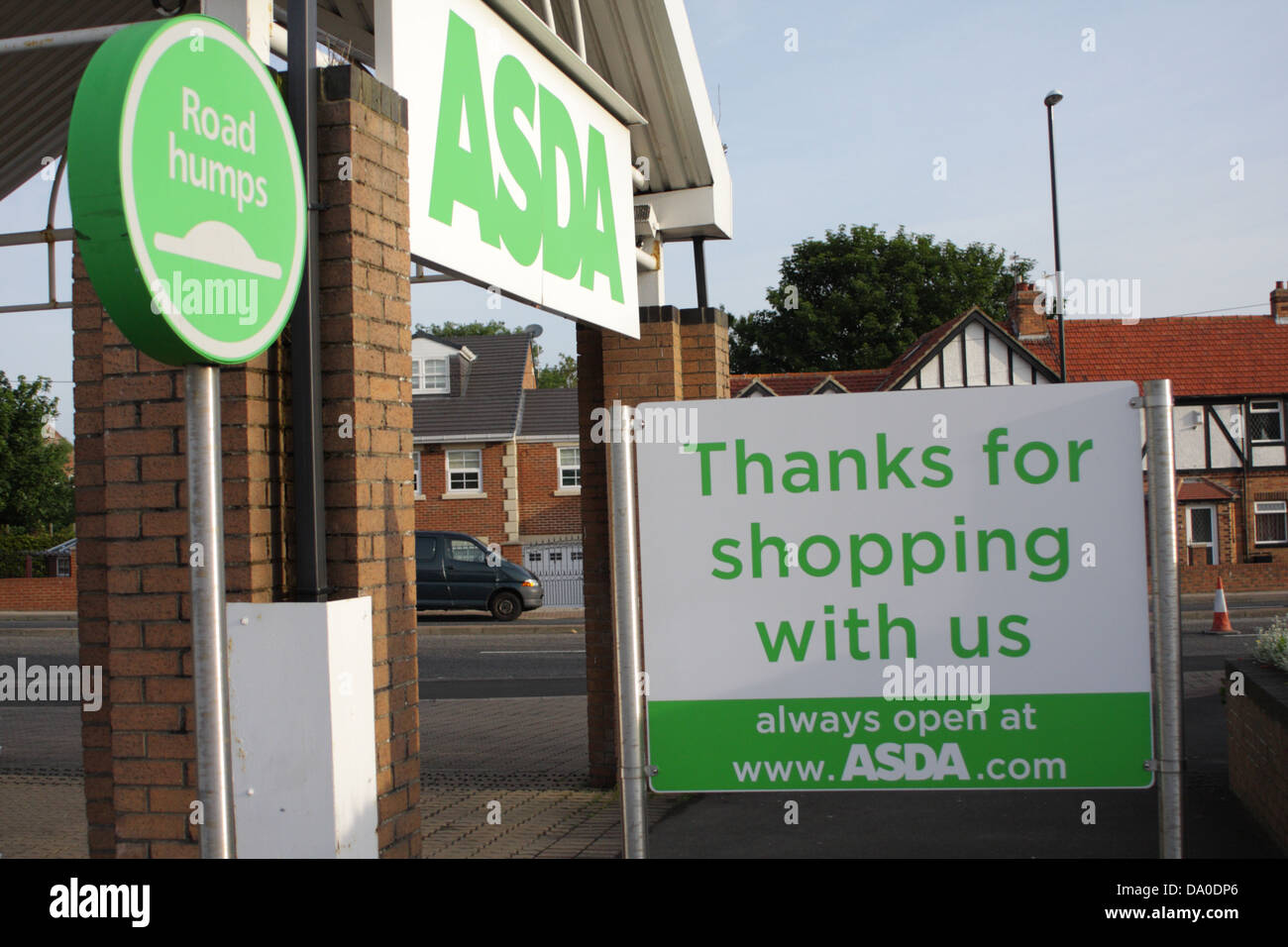 exit-from-asda-carpark-sunderland-shows-a-thanks-for-shopping-with-DA0DP6.jpg