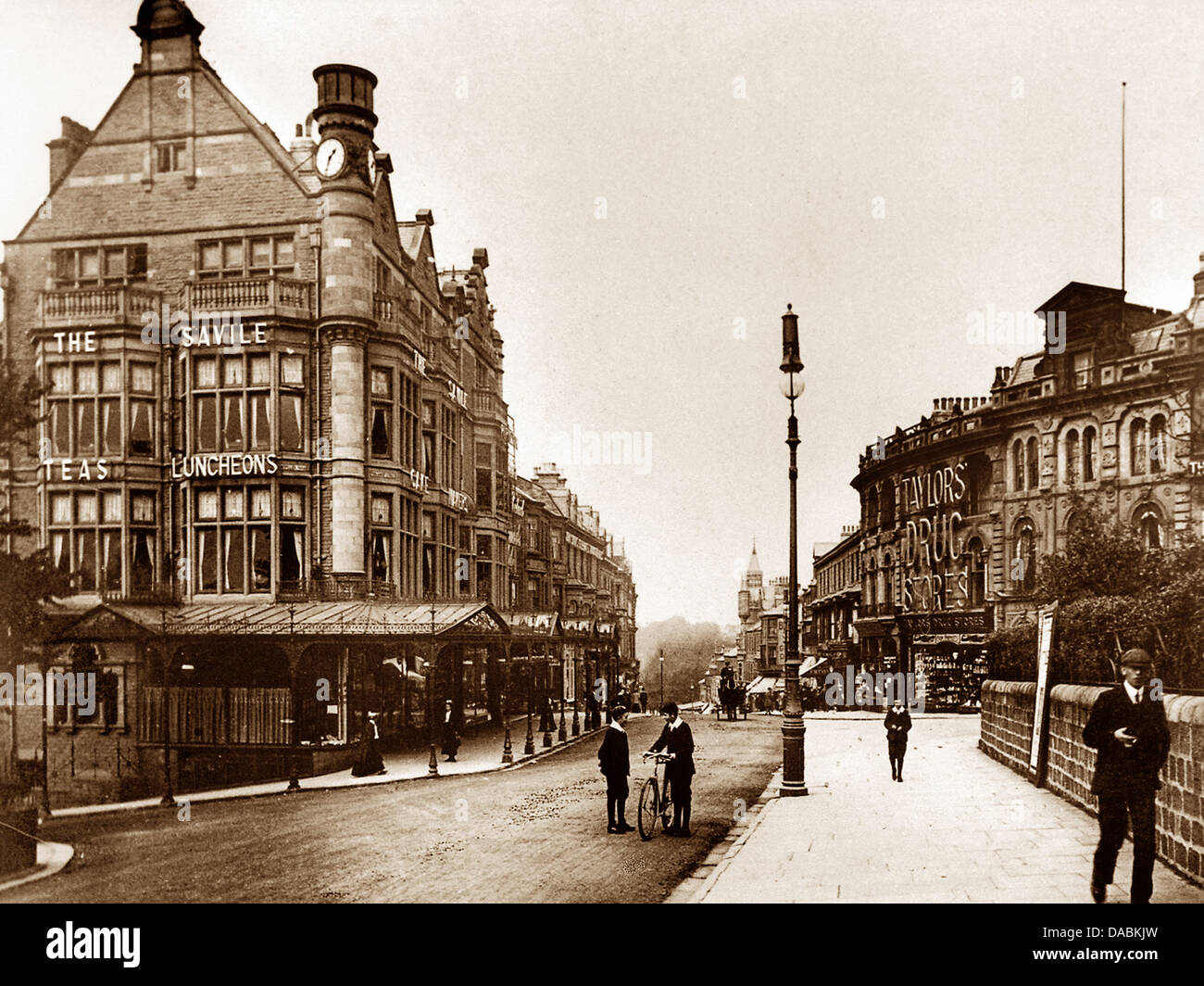 Harrogate Parliament Street Early 1900s Stock Photo Royalty Free Image harrogate-parliament-street-early-1900s-stock-photo-royalty-free-image
