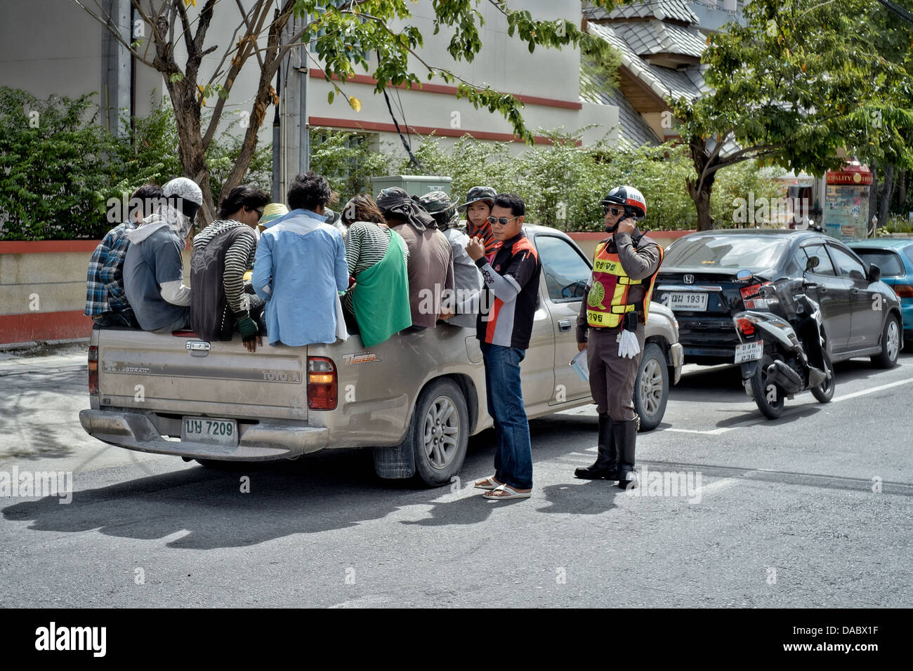 pick-up-truck-illegally-overloaded-with-