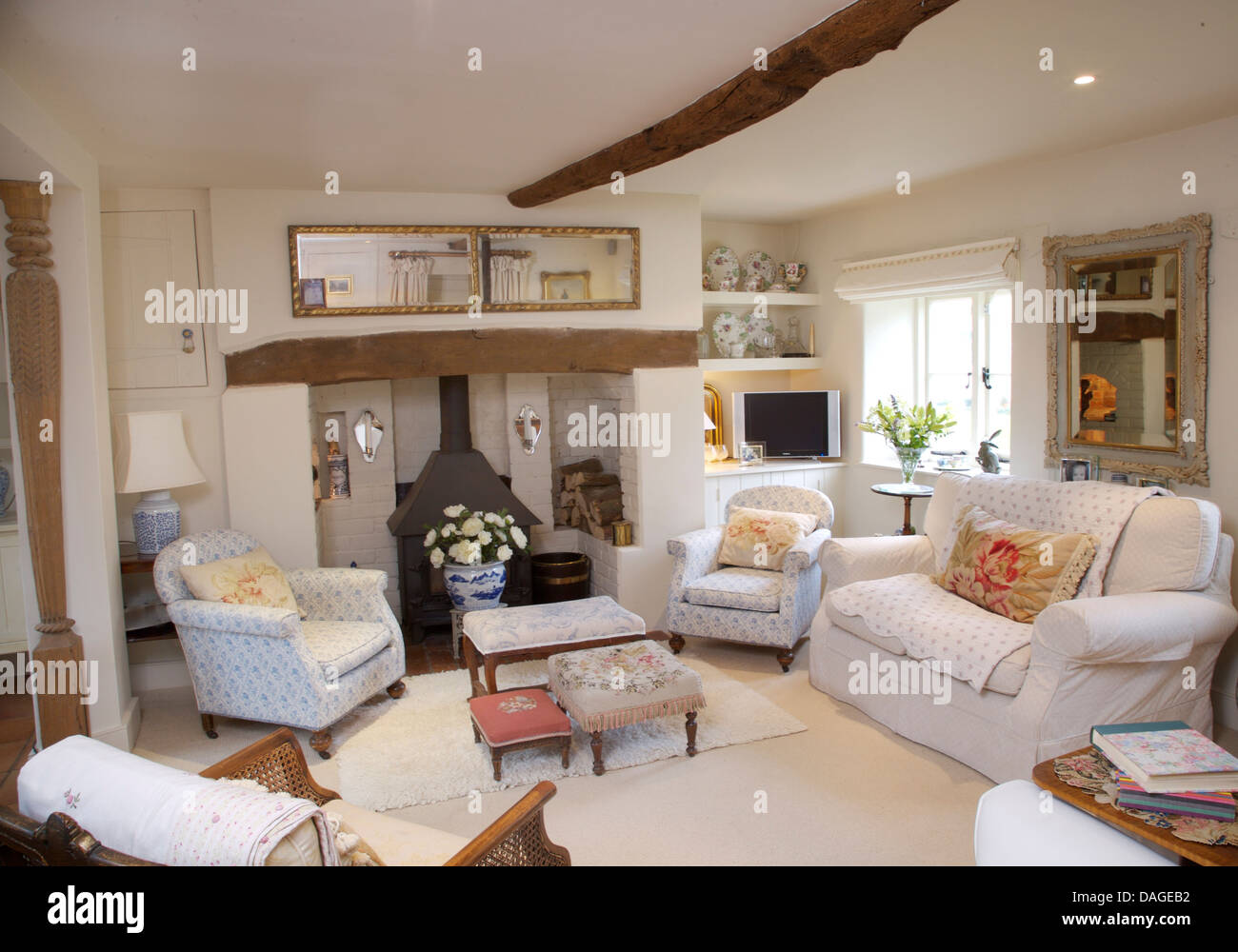 Cottage Living Room With Fireplace cottage fireplaces stoves traditional stock photos & cottage Cottage Living Room With Fireplace cottage fireplaces stoves traditional stock photos & cottage