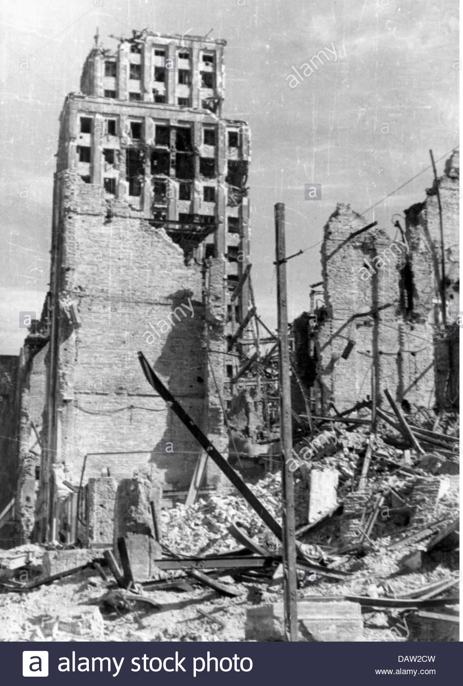 an analysis of second world war in 1945 World war ii on the radio event of the last century was the global conflict referred to as the second world war 1945 would be the final day of the war. an analysis of second world war in 1945 World war ii on the radio event of the last century was the global conflict referred to as the second world war 1945 would be the final day of the war.