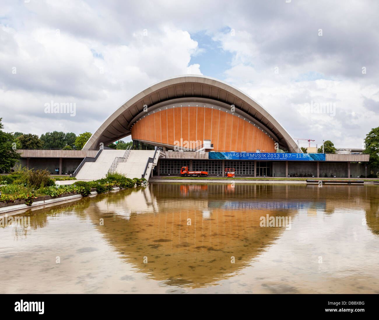 Modern Architecture Exhibition modern architecture - hkw concert hall and exhibition centre stock Modern Architecture Exhibition modern architecture - hkw concert hall and exhibition centre stock