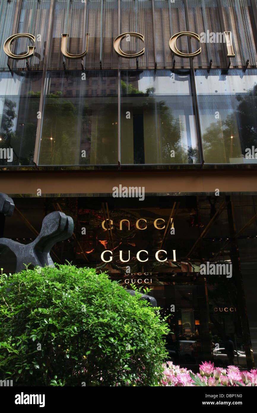 Gucci Shop Front Orchard Road singapore Stock Photo, Royalty Free Image: 58876636 - Alamy